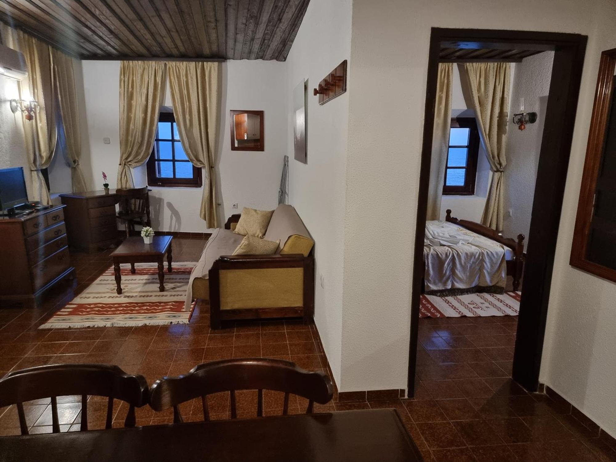 Kulla E Balshajve Hotel Ulcinj Eksteriør billede