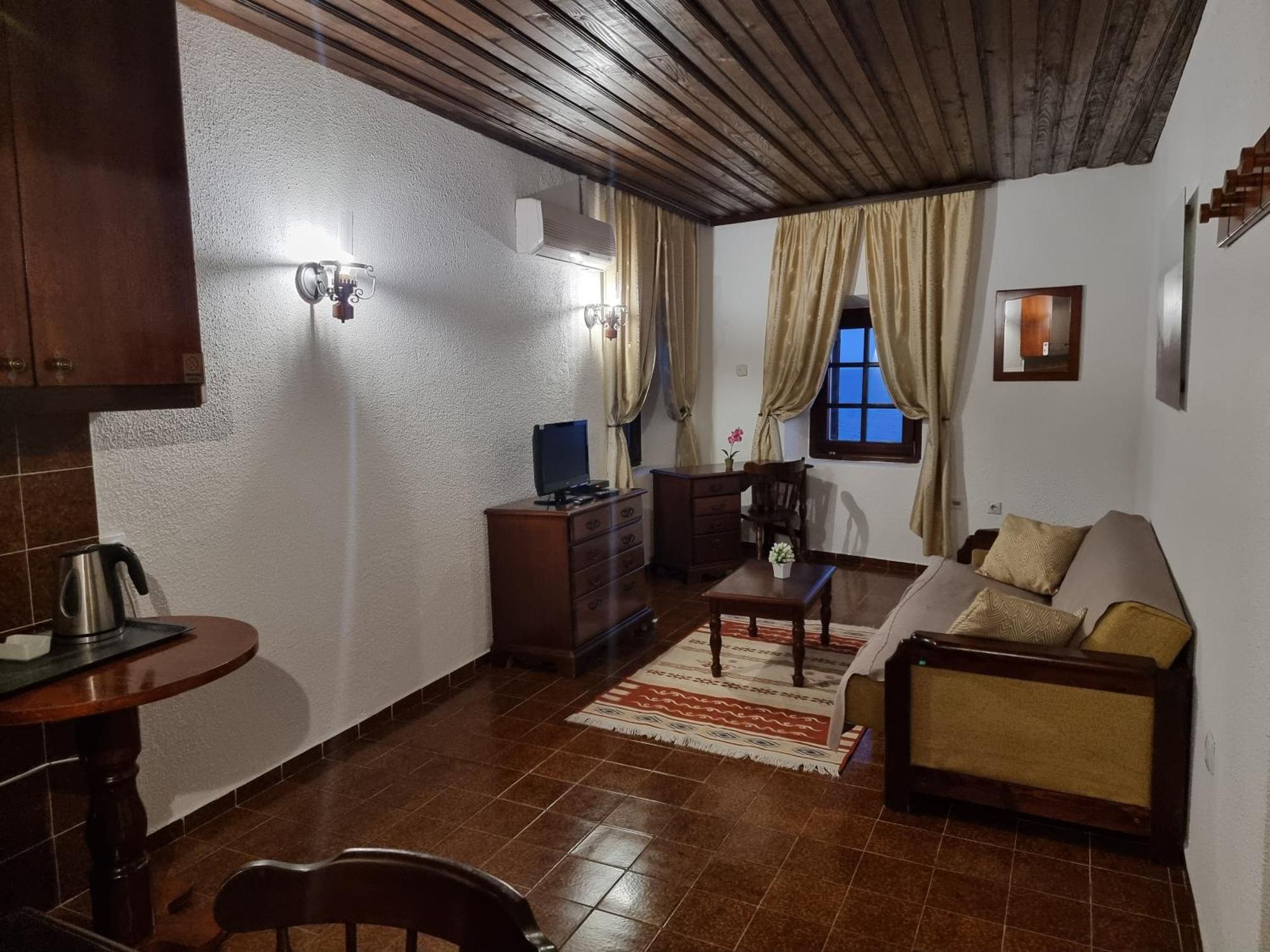 Kulla E Balshajve Hotel Ulcinj Eksteriør billede