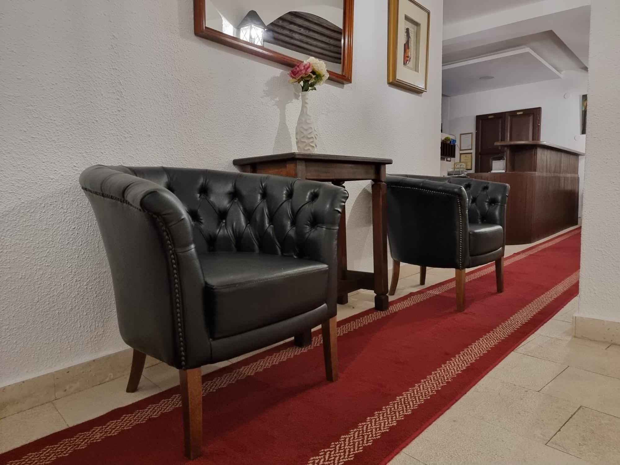 Kulla E Balshajve Hotel Ulcinj Eksteriør billede