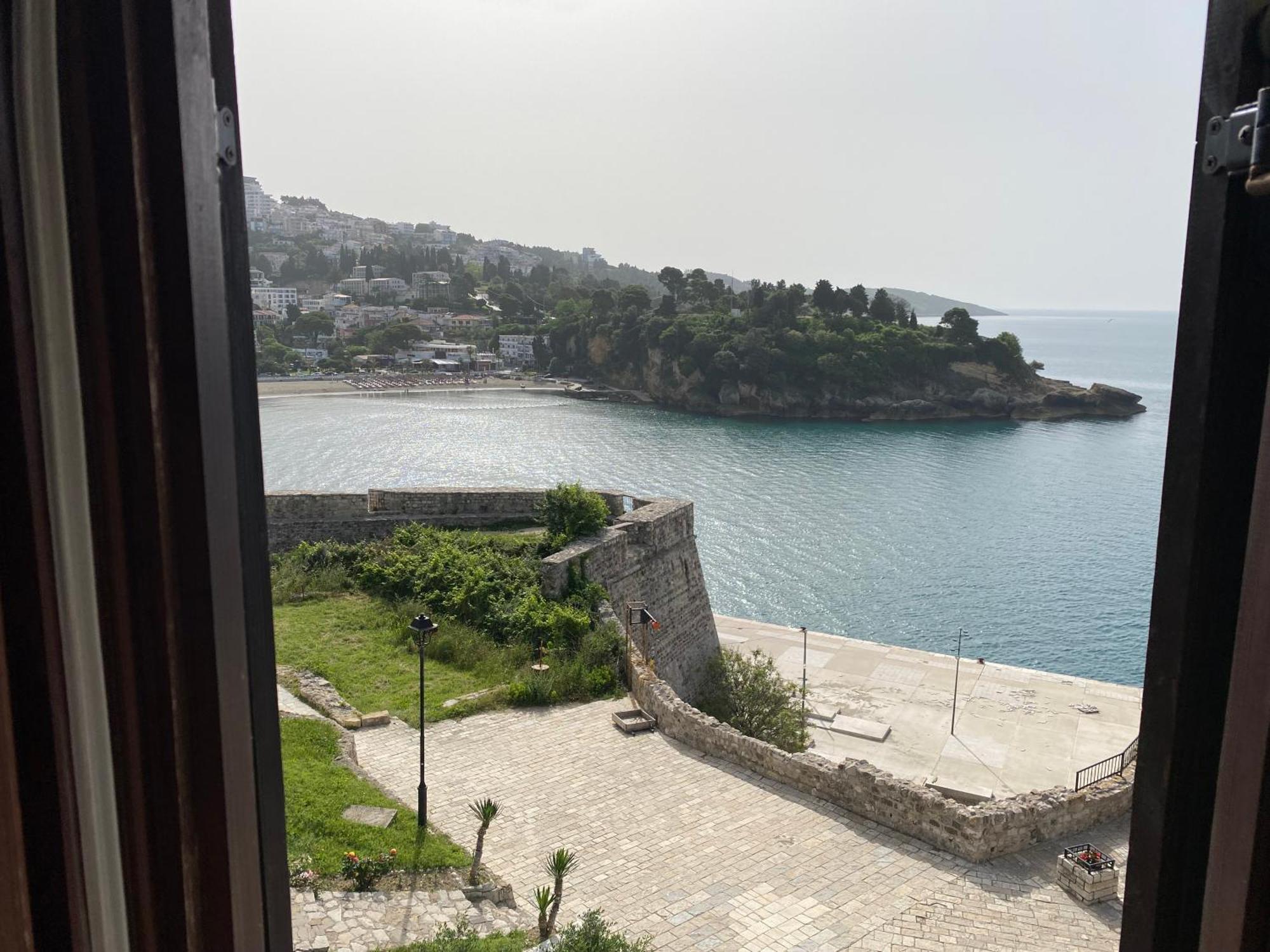 Kulla E Balshajve Hotel Ulcinj Eksteriør billede
