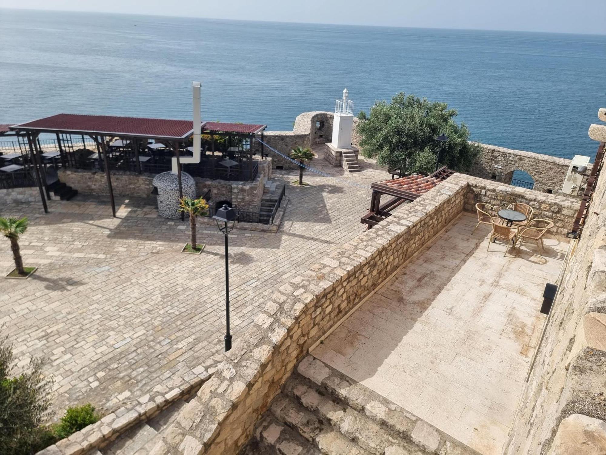 Kulla E Balshajve Hotel Ulcinj Eksteriør billede