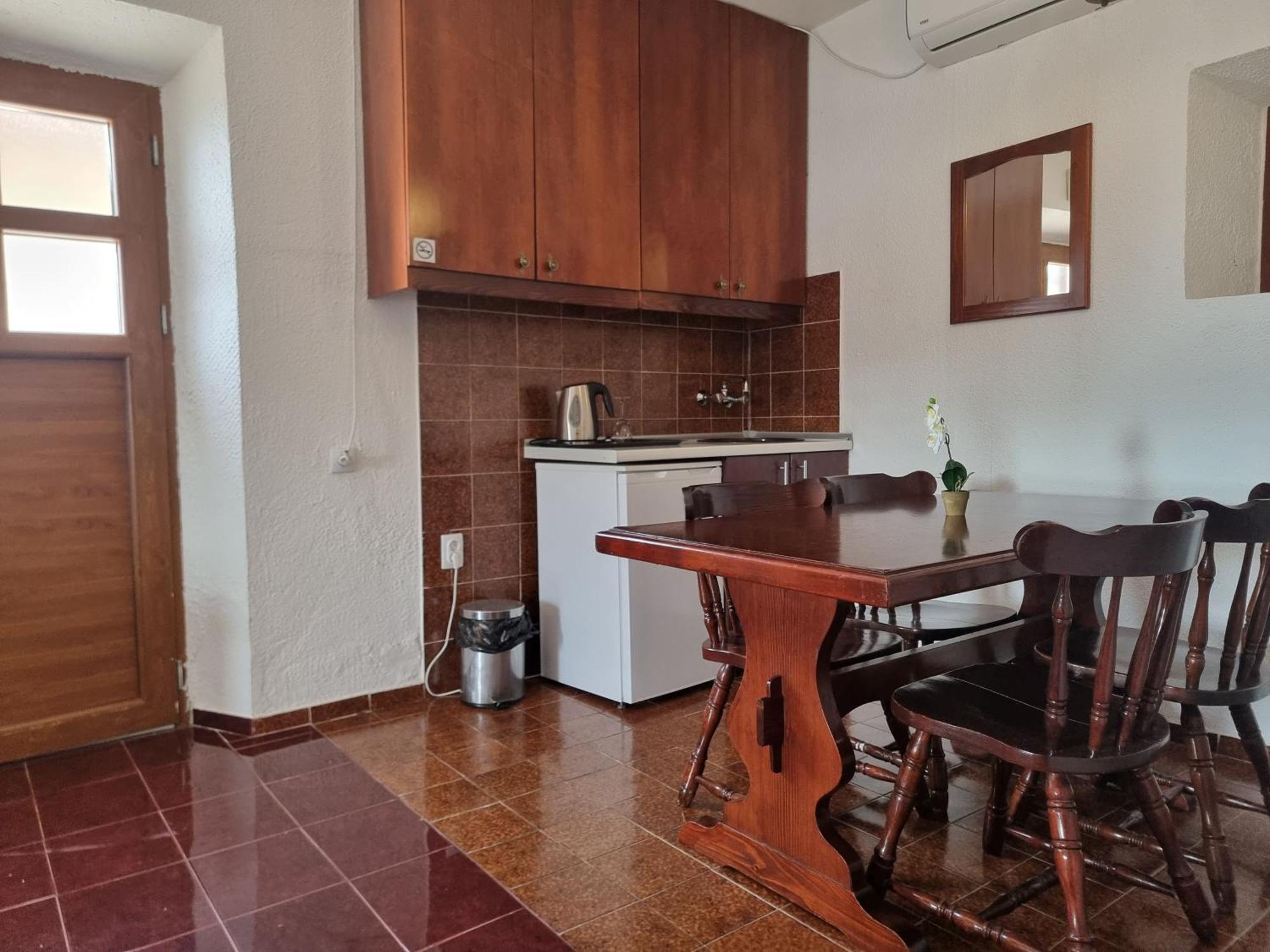 Kulla E Balshajve Hotel Ulcinj Eksteriør billede
