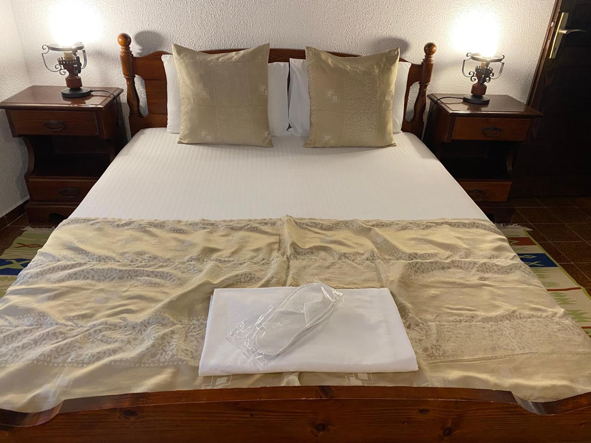 Kulla E Balshajve Hotel Ulcinj Eksteriør billede