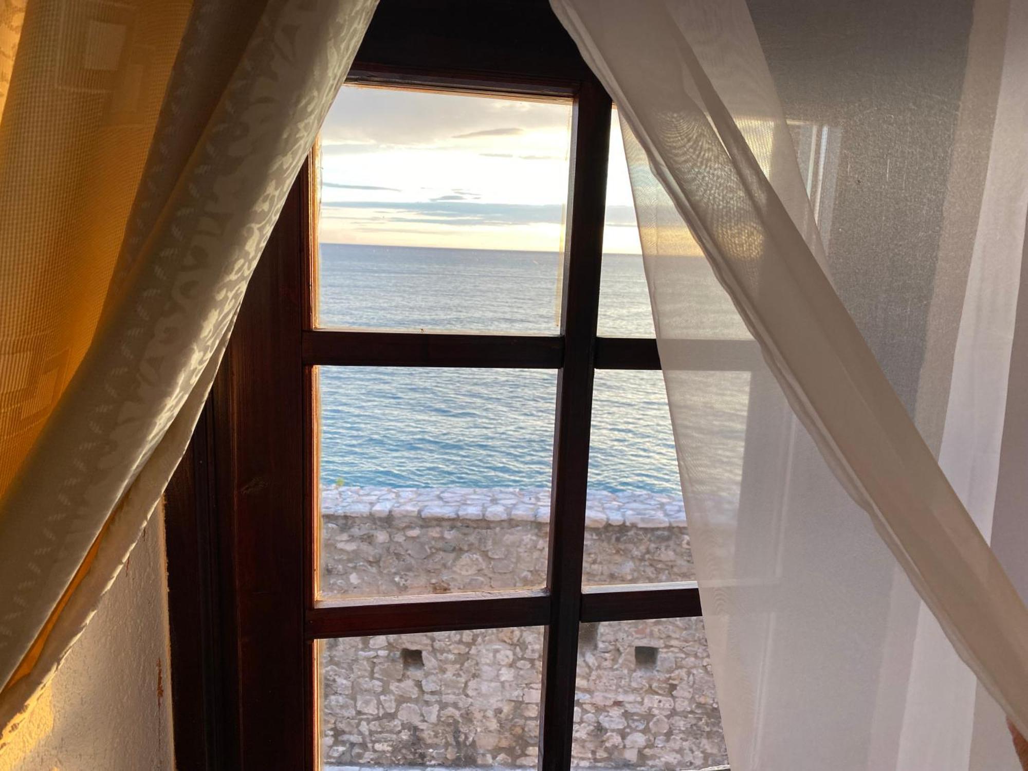 Kulla E Balshajve Hotel Ulcinj Eksteriør billede