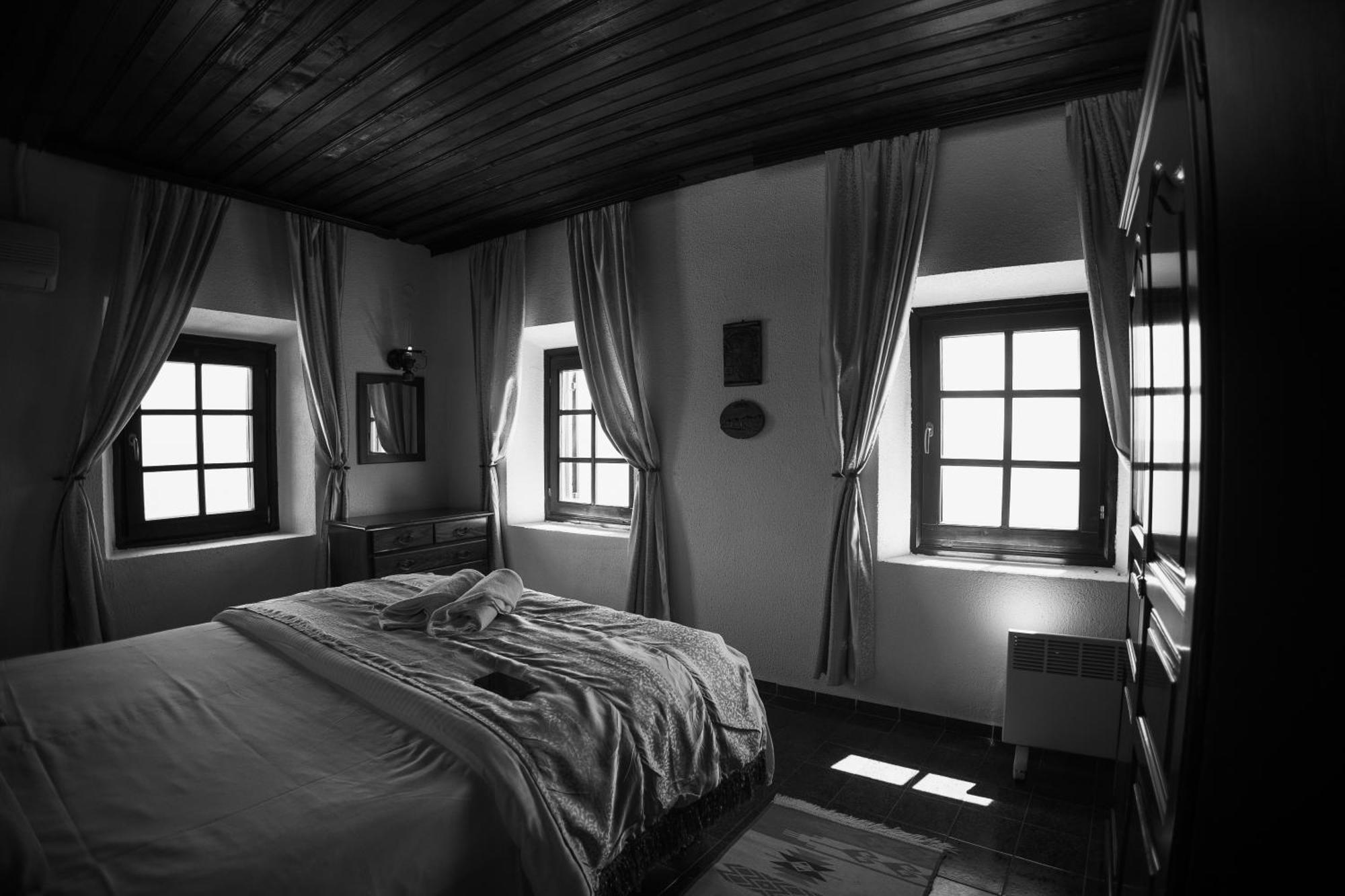 Kulla E Balshajve Hotel Ulcinj Eksteriør billede