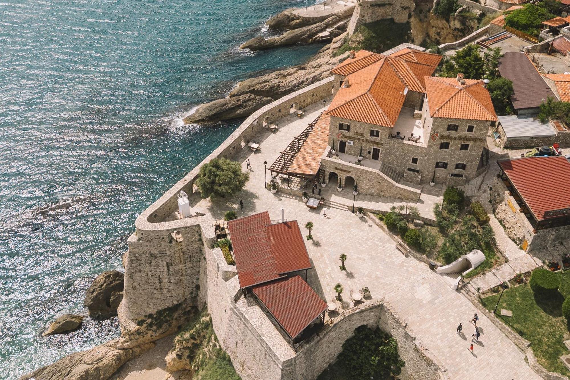 Kulla E Balshajve Hotel Ulcinj Eksteriør billede